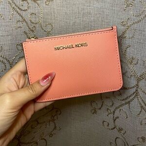 NWT Michael Kors Coral Pink Cardholder Zip Wallet